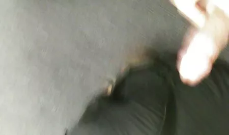 مقعد زیبا با یک زن زیبا در عکس جدید سکسی خارجی سانانا