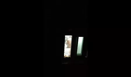 به عکس سکس های خارجی حیاط خلوت رفتم و در سوراخ حفر کردم